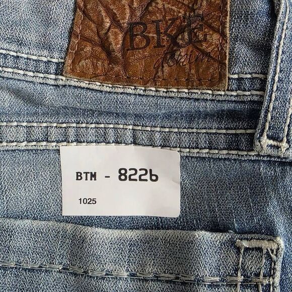 BKE Starlite Flare Jeans Light Wash Size 25L Women’s Y2K - Picture 9 of 9